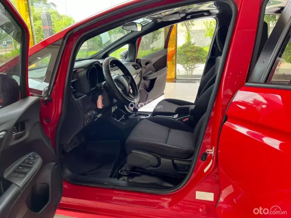 Honda Jazz RS 2018 - Hatback chất lượng, khung vỏ cứng cáp, xe Zin 100%
