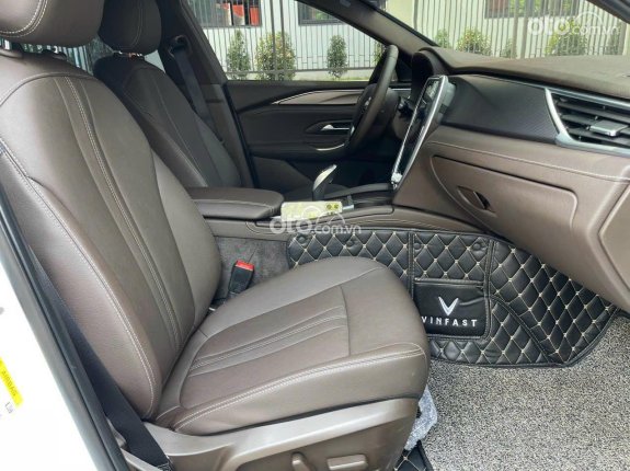 VinFast LUX A2.0 Tiêu chuẩn 2022 - VinFast LUX A 2.0 base