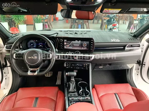 Kia K5 2.5 GT-Line 2024 - Xe màu trắng, cực mới, odo lướt chỉ 8.000km, hộp số 8 cấp xịn xò