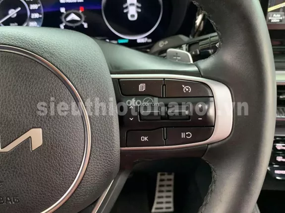 Kia K5 2.5 GT-Line 2024 - Xe màu trắng, cực mới, odo lướt chỉ 8.000km, hộp số 8 cấp xịn xò
