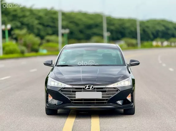 Hyundai Elantra 2019 - Xe đẹp, 1 chủ từ mới, full lịch sử hãng, giá tốt