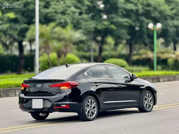 Hyundai Elantra 2019 - Xe đẹp, 1 chủ từ mới, full lịch sử hãng, giá tốt