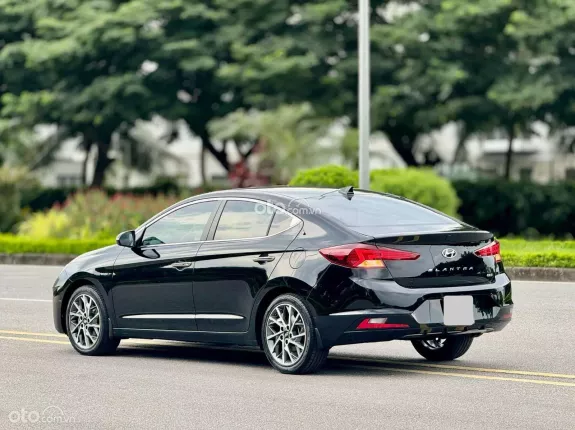 Hyundai Elantra 2019 - Xe đẹp, 1 chủ từ mới, full lịch sử hãng, giá tốt