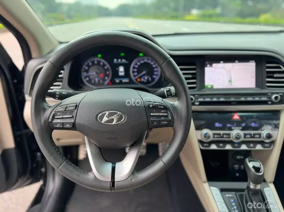 Hyundai Elantra 2019 - Xe đẹp, 1 chủ từ mới, full lịch sử hãng, giá tốt