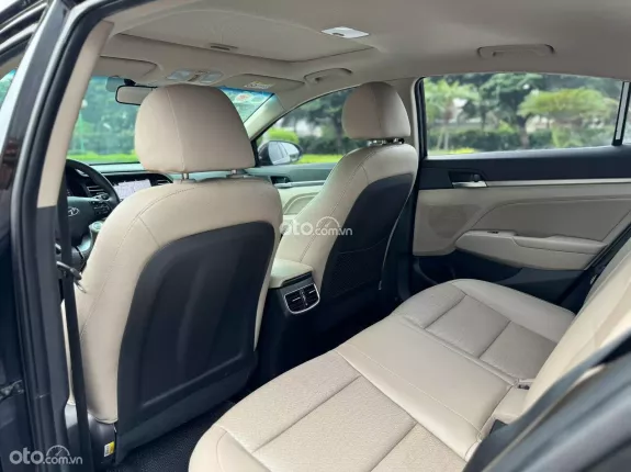 Hyundai Elantra 2019 - Xe đẹp, 1 chủ từ mới, full lịch sử hãng, giá tốt