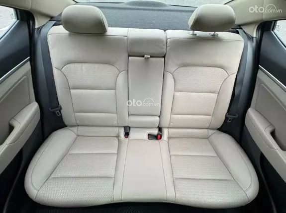 Hyundai Elantra 2019 - Xe đẹp, 1 chủ từ mới, full lịch sử hãng, giá tốt
