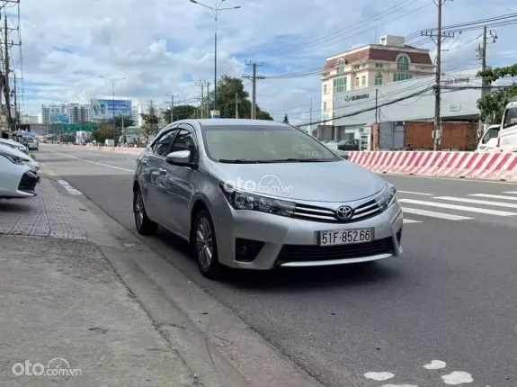 Toyota Corolla Altis 2017 - Máy xăng số tự động bản G đi 94 ngàn kilomet