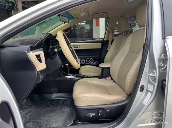 Toyota Corolla Altis 2017 - Máy xăng số tự động bản G đi 94 ngàn kilomet