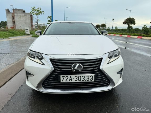 Lexus ES 250 2015 - Lexus ES 250 2015 màu trắng