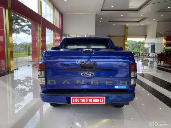 Ford Ranger XLS 2.2L 4x2 MT 2015 - Bán tải giá rẻ, máy số lành bền, tôn vỏ chắc nịch