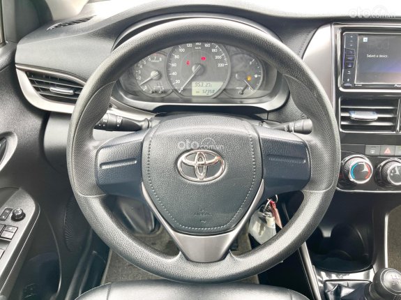 Toyota Vios 1.5E MT 2021 - Bán xe Toyota Vios E 2021 chạy hơn 5 vạn km, full lịch sử hãng