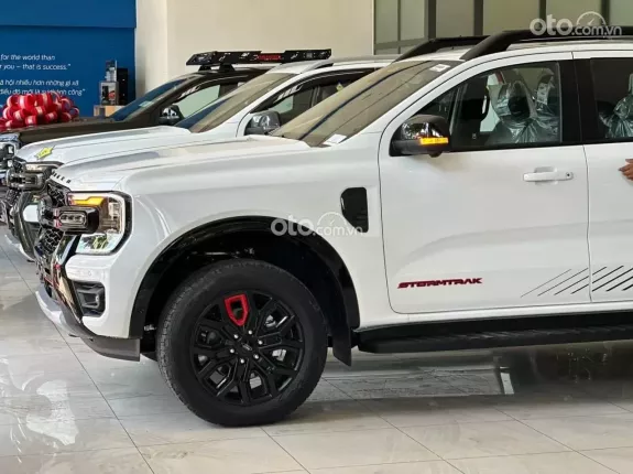 Ford Ranger Stormtrak 2024 - 🆘 Ford Ranger Stormtrak 2024, Màu Trắng Giao Ngay🆘