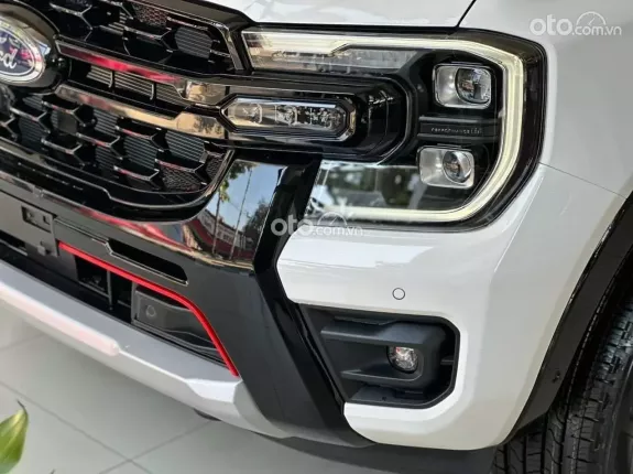 Ford Ranger Stormtrak 2024 - 🆘 Ford Ranger Stormtrak 2024, Màu Trắng Giao Ngay🆘