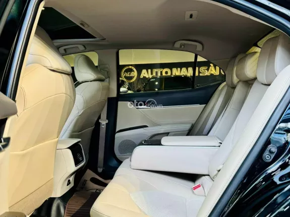 Toyota Camry 2.5Q 2023 - 1 chủ bảo dưỡng từ đầu - Còn bảo hành đến 2026