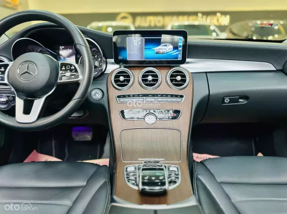 Mercedes-Benz C200 Exclusive 2020 - Bản FL có cửa sổ trời, zin nguyên keo chỉ
