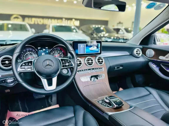 Mercedes-Benz C200 Exclusive 2020 - Bản FL có cửa sổ trời, zin nguyên keo chỉ