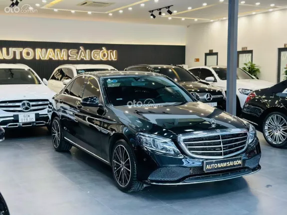 Mercedes-Benz C200 Exclusive 2020 - Bản FL có cửa sổ trời, zin nguyên keo chỉ