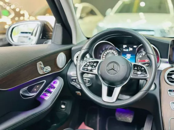 Mercedes-Benz C200 Exclusive 2020 - Bản FL có cửa sổ trời, zin nguyên keo chỉ