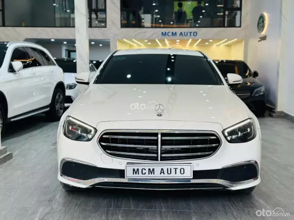 Mercedes-Benz E200 Exclusive 2021 - Chạy 2 vạn miles full lịch sử hãng