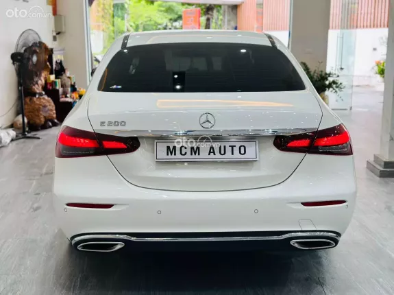 Mercedes-Benz E200 Exclusive 2021 - Chạy 2 vạn miles full lịch sử hãng
