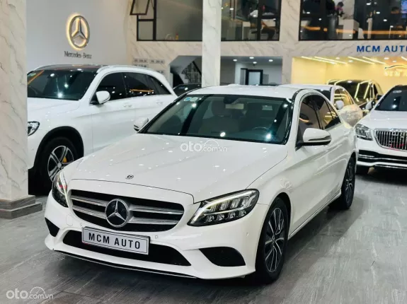 Mercedes-Benz C200 2019 - 920 triệu