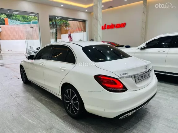 Mercedes-Benz C200 2019 - 920 triệu