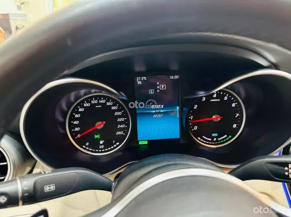 Mercedes-Benz C200 2019 - 920 triệu