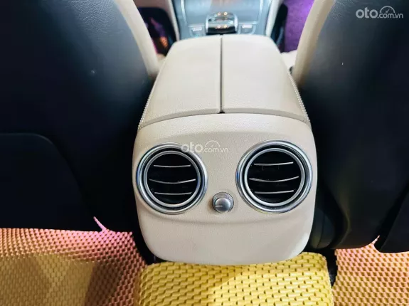 Mercedes-Benz C200 2019 - 920 triệu