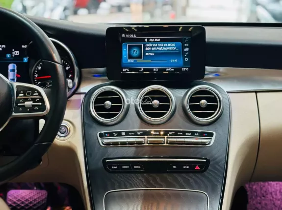 Mercedes-Benz C200 2019 - 920 triệu