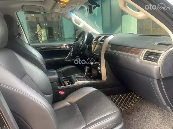 Lexus GX 460 2014 - Nhiều trang bị - Hỗ trợ sang tên và bank 60%