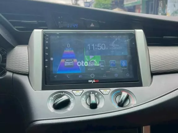 Toyota Innova 2.0E 2018 - Số sàn một chủ đi chuẩn 9 vạn kilomet