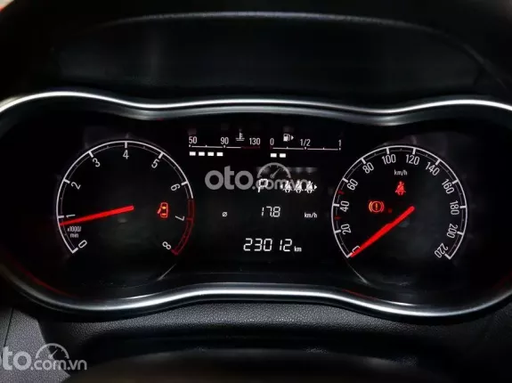 VinFast Fadil Nâng Cao 2021 - VinFast Fadil 1.4 AT, bản Plus Trắng 2021 - Trắng