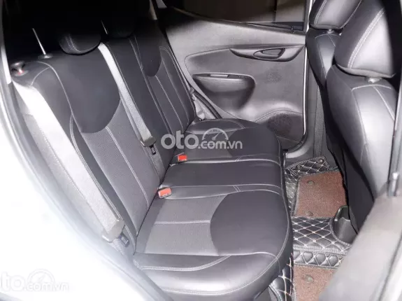 VinFast Fadil Nâng Cao 2021 - VinFast Fadil 1.4 AT, bản Plus Trắng 2021 - Trắng