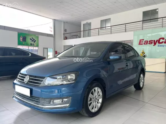 Volkswagen Polo 1.6 Sedan 2016 - Sang trọng và an toàn