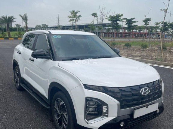 Hyundai Creta 1.5L Đặc biệt 2023 - Đổ full đồ - odo 2 vạn - xe nhập khẩu hàng hiếm