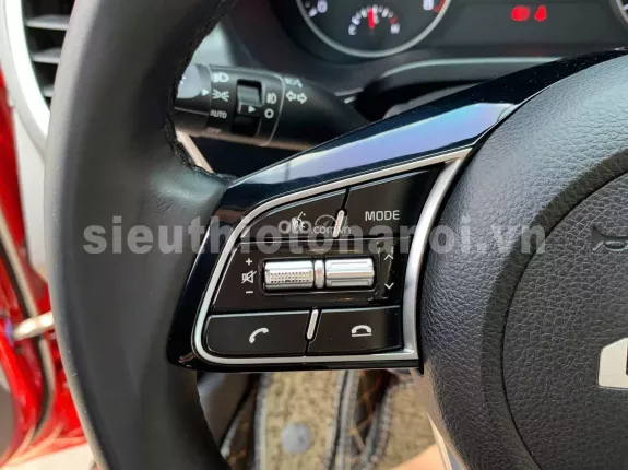Kia Seltos 1.4 Luxury 2022 - Màu đỏ cực đẹp, lên đèn bi đèn gầm, cam 360°, màn hình Gotech, lên ghế điện