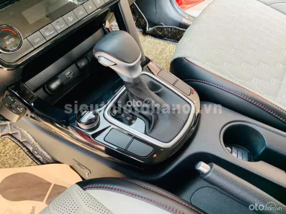 Kia Seltos 1.4 Luxury 2022 - Màu đỏ cực đẹp, lên đèn bi đèn gầm, cam 360°, màn hình Gotech, lên ghế điện