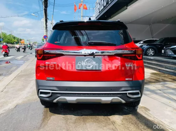 Kia Seltos 1.4 Luxury 2022 - Màu đỏ cực đẹp, lên đèn bi đèn gầm, cam 360°, màn hình Gotech, lên ghế điện