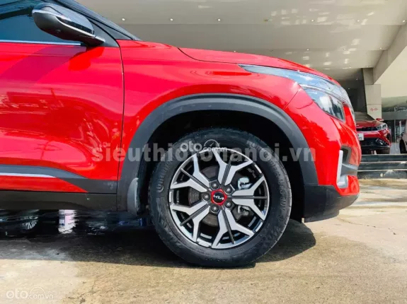 Kia Seltos 1.4 Luxury 2022 - Màu đỏ cực đẹp, lên đèn bi đèn gầm, cam 360°, màn hình Gotech, lên ghế điện