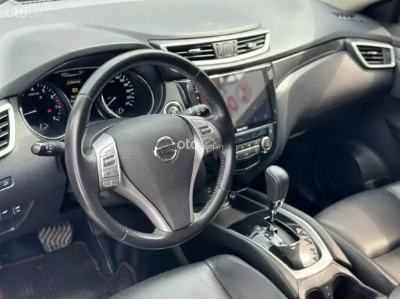 Nissan X trail 2.0 SL 2WD Premium 2017 - Giá tốt giao ngay, hỗ trợ test hãng, hỗ trợ trả góp lãi suất ưu đãi