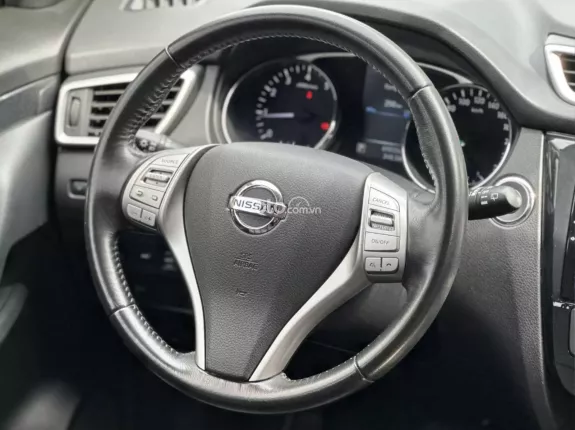 Nissan X trail 2.0 SL 2WD Premium 2017 - Giá tốt giao ngay, hỗ trợ test hãng, hỗ trợ trả góp lãi suất ưu đãi