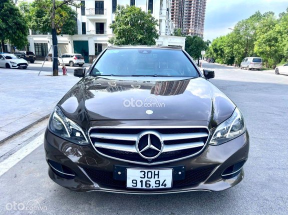 Mercedes-Benz E250 AMG 2014 - Odo 8 vạn giá 555 triệu