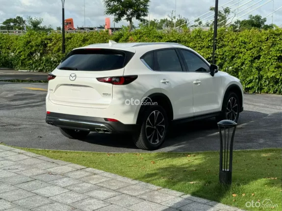 Mazda CX-5 2.0 Luxury 2023 - Odo 9000km