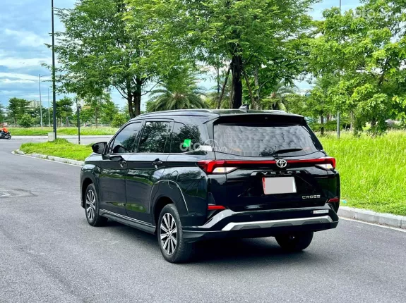 Toyota Veloz Cross 1.5 CVT 2022 - Xe 7 chỗ rộng rãi phù hợp ae chạy dv