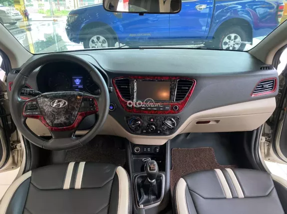 Hyundai Accent 1.4 MT 2019 - 1 chủ từ đầu xe đẹp suất sắc, keo chỉ zin