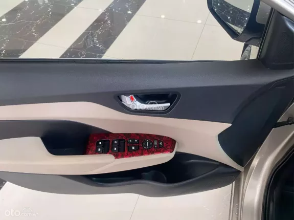 Hyundai Accent 1.4 MT 2019 - 1 chủ từ đầu xe đẹp suất sắc, keo chỉ zin