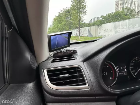 Mitsubishi Triton 4×2 AT MIVEC 2018 - Mitsubishi Triton Premium Mivec 2018