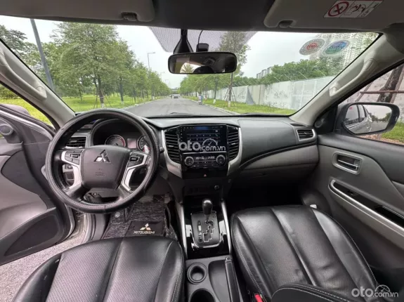 Mitsubishi Triton 4×2 AT MIVEC 2018 - Mitsubishi Triton Premium Mivec 2018