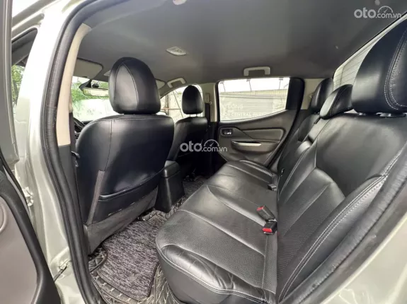 Mitsubishi Triton 4×2 AT MIVEC 2018 - Mitsubishi Triton Premium Mivec 2018