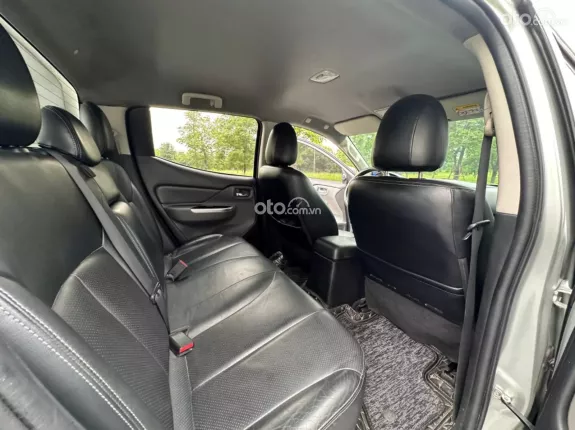 Mitsubishi Triton 4×2 AT MIVEC 2018 - Mitsubishi Triton Premium Mivec 2018